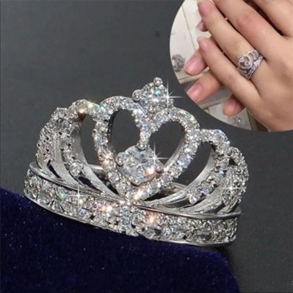 New Silver Crystal Heart  Crown Zircon Ring - Picture 2 of 4